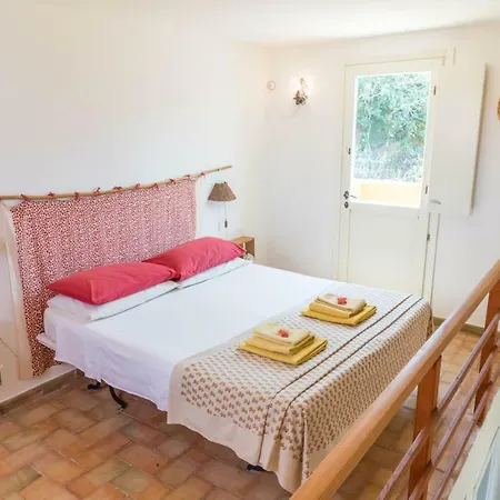 Country Monte Delle Cristule مزرعة للإقامة *